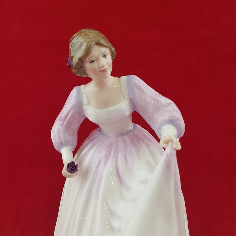 Royal Doulton Figurine HN3420 Ashley - 7979 RD