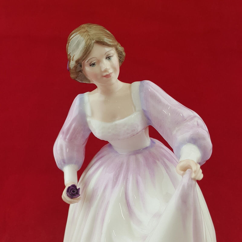 Royal Doulton Figurine HN3420 Ashley - 7979 RD