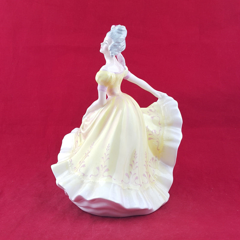 Royal Doulton Figurine - Ninette HN2379 – RD 2721