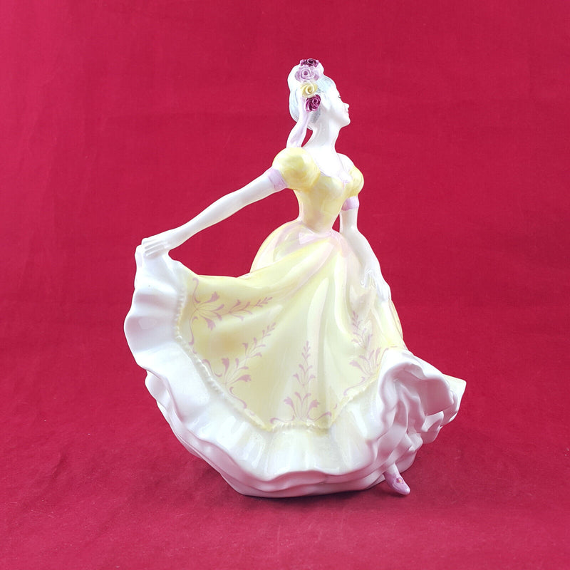 Royal Doulton Figurine - Ninette HN2379 – RD 2721