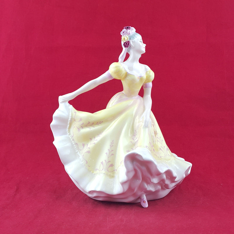 Royal Doulton Figurine - Ninette HN2379 – RD 2721