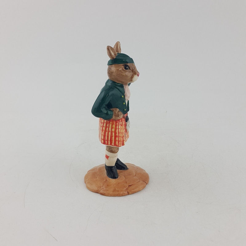 Royal Doulton Bunnykins Figurine DB180 Scotsman Boxed - 8025 RD