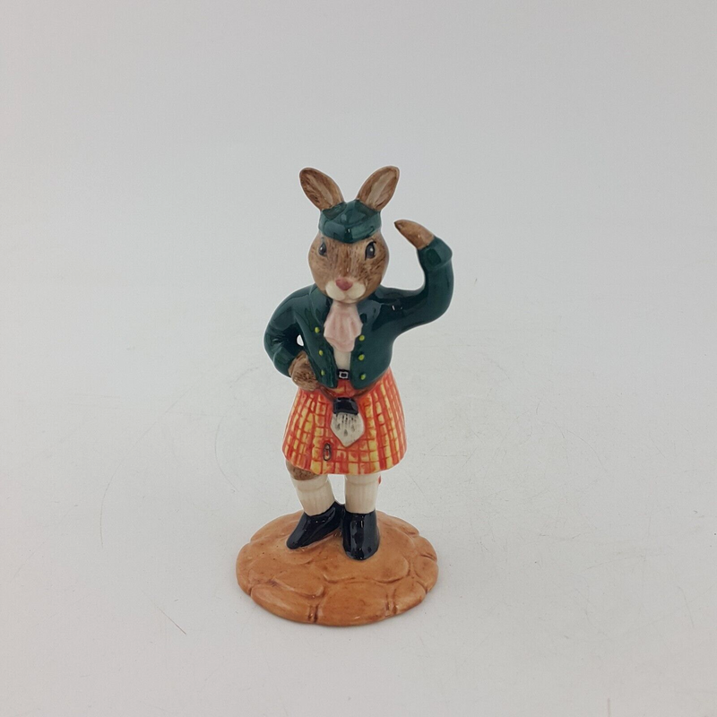 Royal Doulton Bunnykins Figurine DB180 Scotsman Boxed - 8025 RD