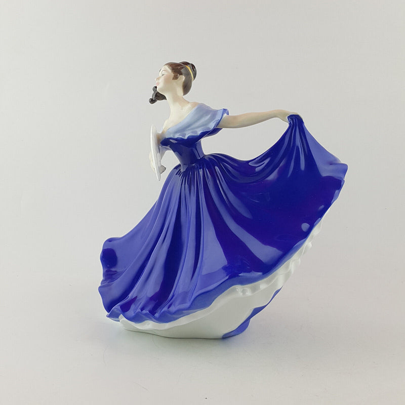 Royal Doulton Figurine - Elaine HN2791 – RD 2723