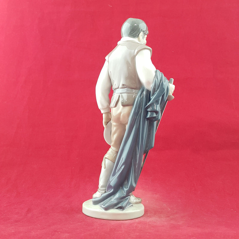 Lladro Figurine - Sancho 6633 - L/N 2747