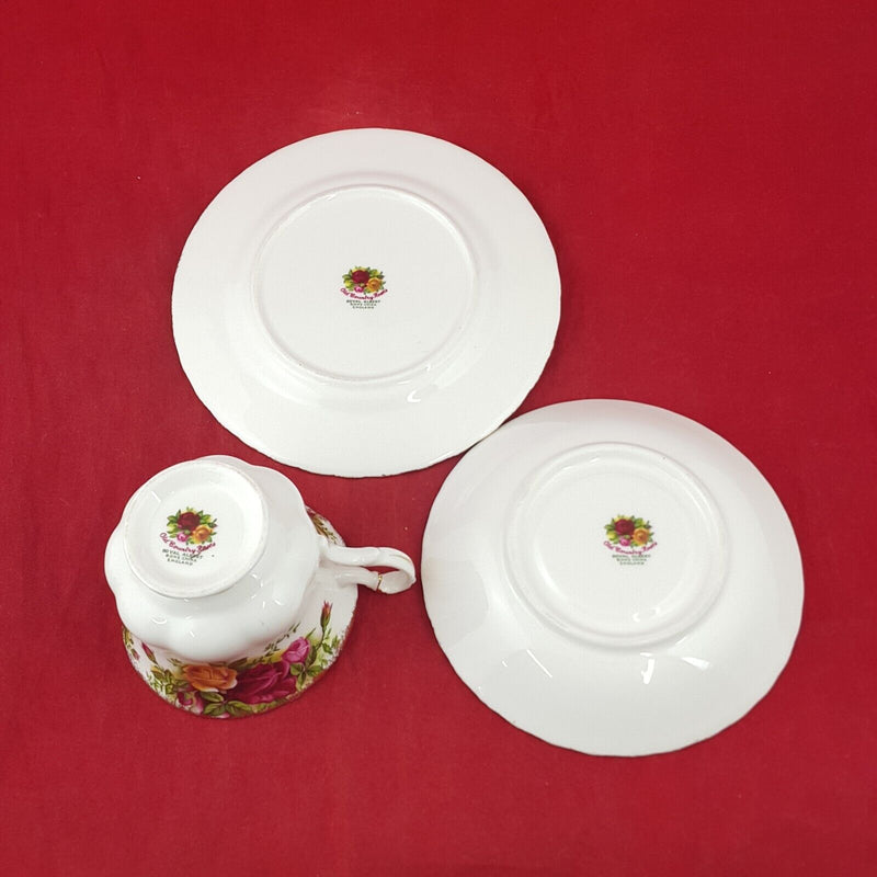 Royal Albert Old Country Roses - Trio Of Cup / Saucer / Plate - 8083 OA