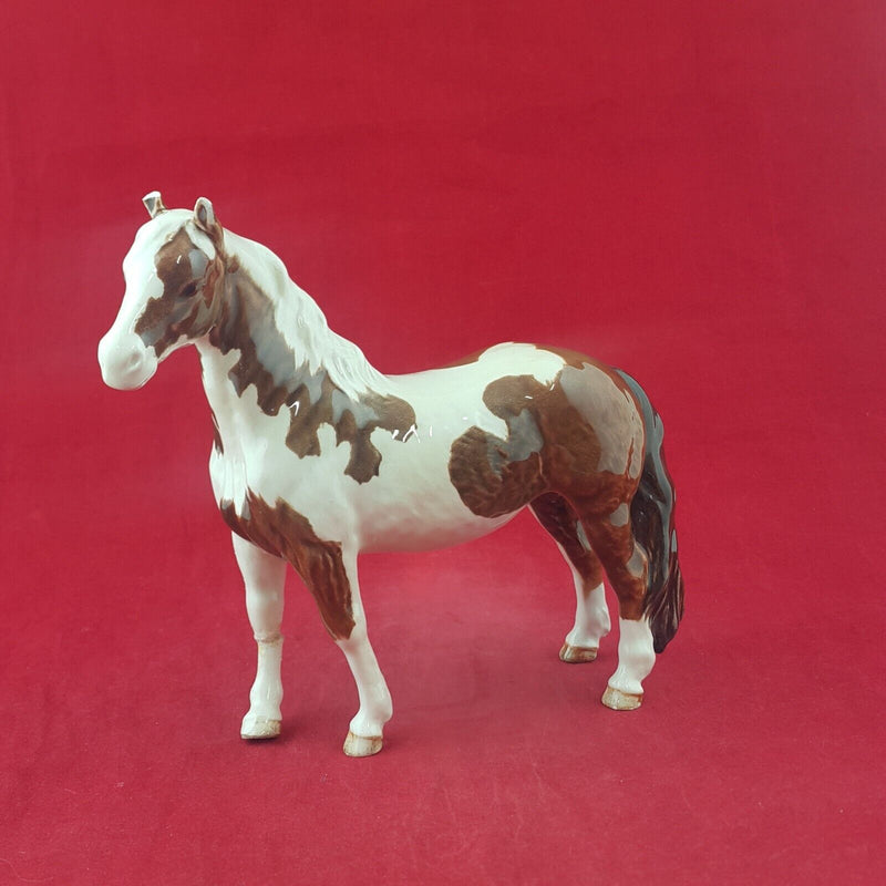 Beswick Horse Figurine No 1373 Pinto Pony (Chipped) - 8110 BSK