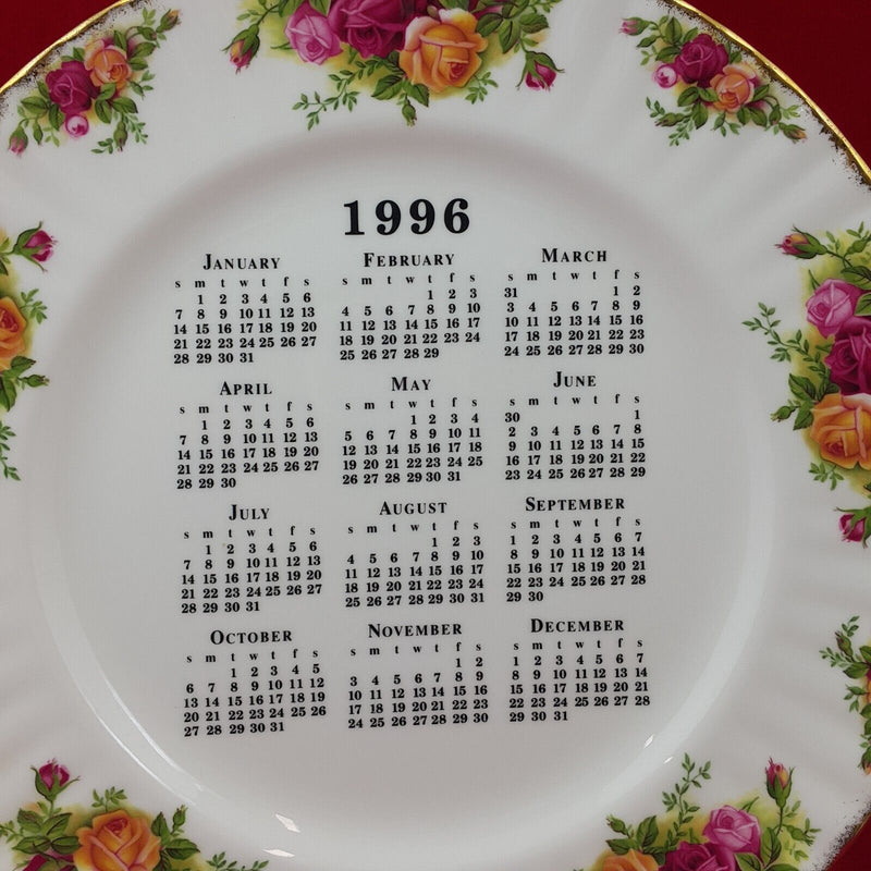 Royal Albert Old Country Roses 1996 Calendar Plate - 8082 OA