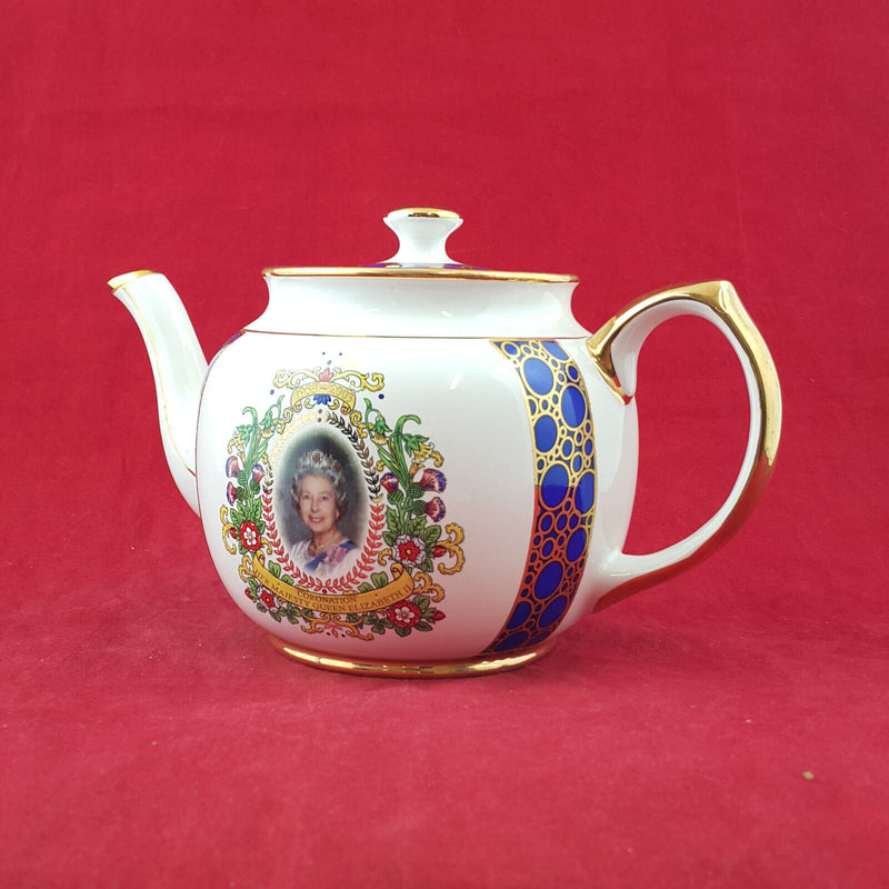 Ringtons Teapot - Queen Elizabeth II Coronation Golden Jubilee 2003 - OP 2819