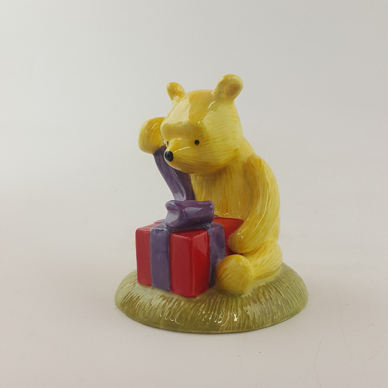 Royal Doulton Winnie The Pooh - A Present For Me? How Grand! WP40 - RD 2874