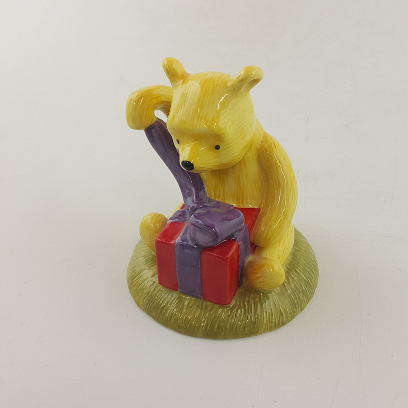 Royal Doulton Winnie The Pooh - A Present For Me? How Grand! WP40 - RD 2874