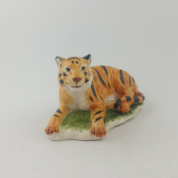Vintage Porcelain Figurine Tiger - 8109 OA