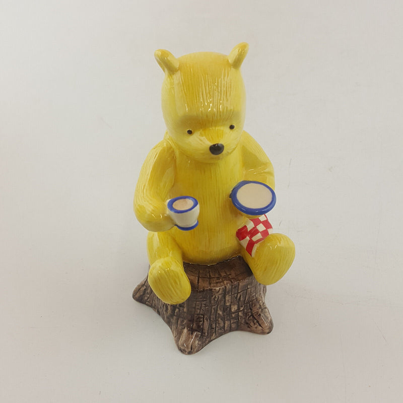 Royal Doulton Winnie The Pooh Honey And Tea Is A Very Grand Thing WP75 - RD 2876