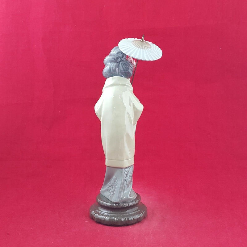 Lladro Porcelain Figurine 4988 Japonesita Sombrilla Oriental Spring - 8154 L/N