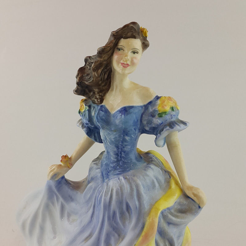 Royal Doulton Figurine HN4041 Rebecca - 8252 RD