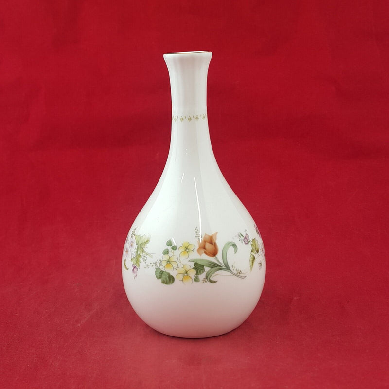 Wedgewood & St Michael Porcelain Vases - 8264 OA