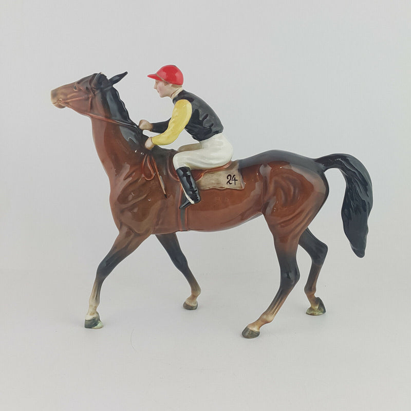 Beswick - Jockey on Walking Horse 1037 (chipped ear) - 585 BSK