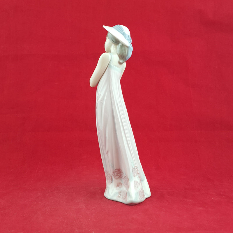 Lladro - Cindy 5646 - L/N 1450