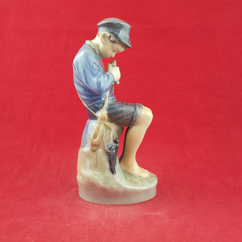 Royal Copenhagen 905 Shepherd Boy Cutting a Stick (Restored) - 7541 RCH