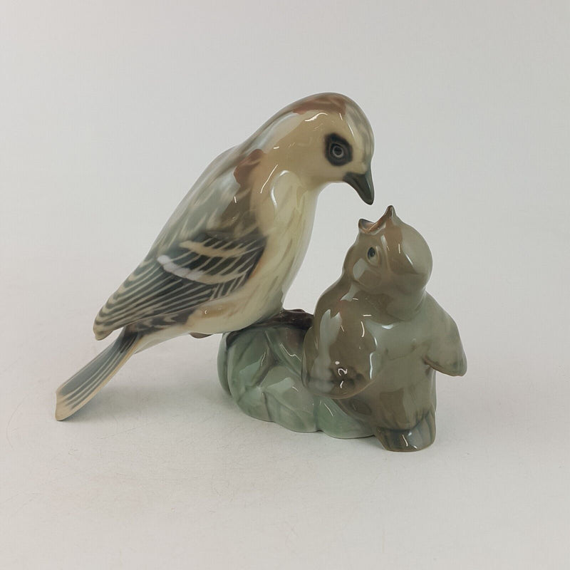 Royal Copenhagen B&G Bird Figurine 1869 - Sparrow Feeding its Young - 7560 RCH