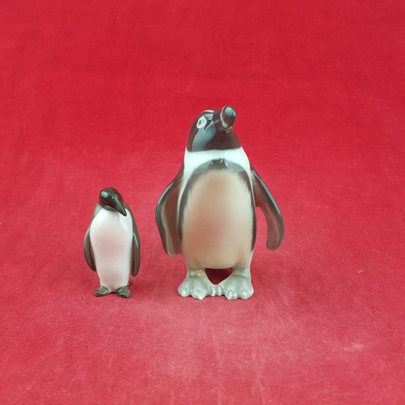 Royal Copenhagen Penguin 431 & with Chick - 7554 RCH