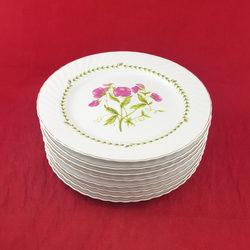Trade Winds Tableware - Set Of 8 Dinner Plates - Floral Pattern - OP 3190